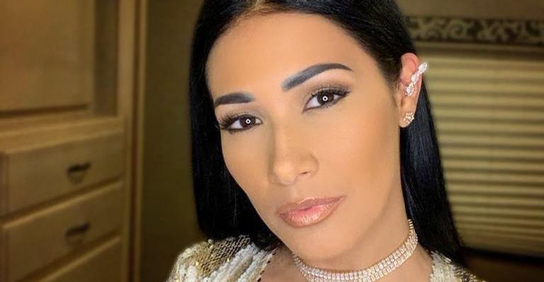 Simaria abusa da sensualidade no look e divide opiniões na internet
