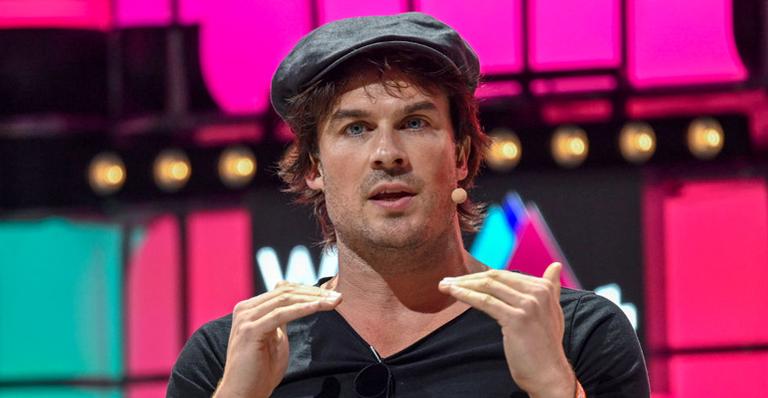 Ian Somerhalder se derrete após encontro com Ronaldo em Portugal: ”Honra”