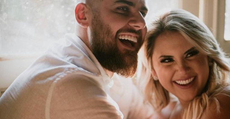 Durante festa de casamento, Zé Neto e sua esposa revelam sexo do segundo filho