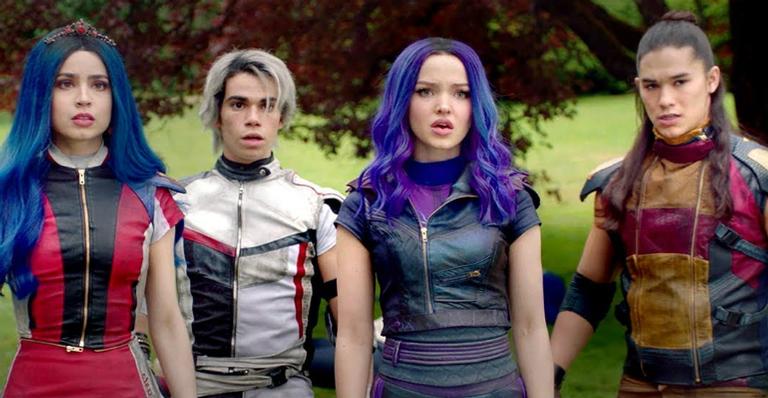 Dove Cameron revela razão para não continuar na franquia ‘Descendentes’