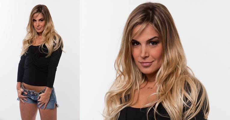 Coberta por glitter, Robertha Portella posa nua em ensaio e surpreende