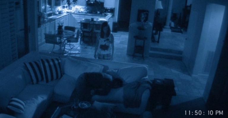 Novo filme da franquia ‘Atividade Paranormal’ ganha data de estreia e detalhes são revelados