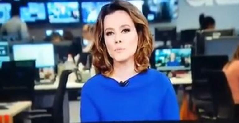 Jornalista da ‘GloboNews’ comete gafe ao noticiar soltura de Lula e chama Bolsonaro de ex-presidente