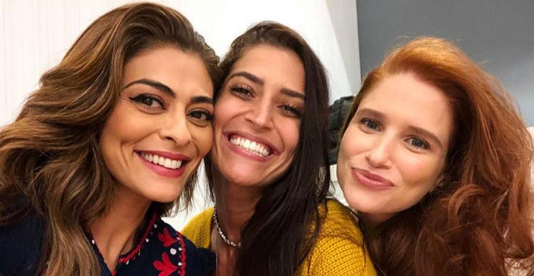 Maria Joana compartilha foto ao lado de Juliana Paes e Julia Lund e brinca: ”Sanduíche das Ju’s”
