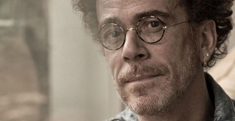 Nando Reis explica confusão em aeroporto: ”Não dei piti”