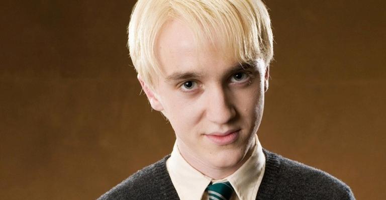Tom Felton se compara com Draco Malfoy e relembra tempos de Harry Potter: ”Envelhecer”