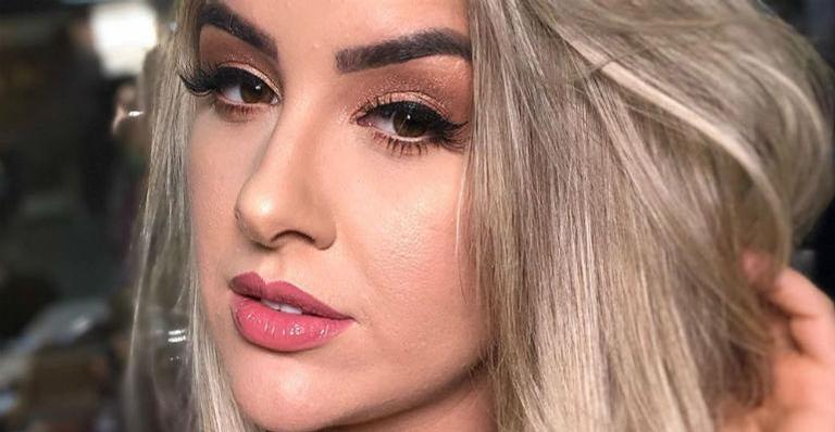 Ex-BBB Patrícia Leitte eleva a temperatura e quase mostra demais