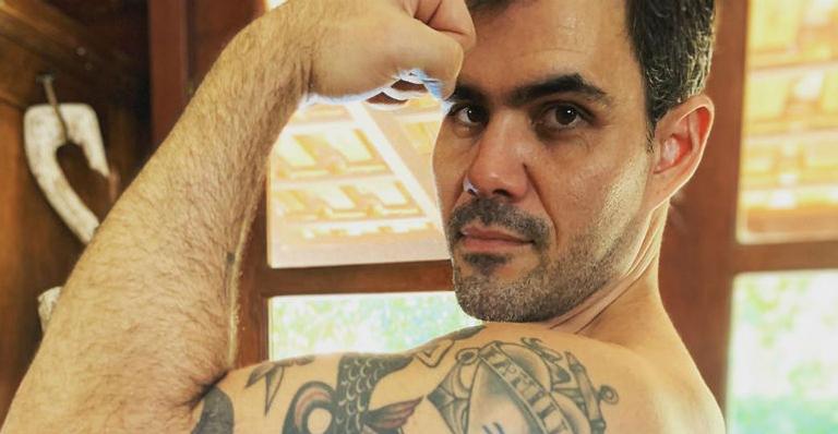 Ao lado do caçula, Juliano Cazarré comenta polêmica sobre machismo: ”Ataque histérico”