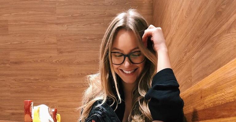 Carla Diaz abre seu novo apartamento no Rio de Janeiro: ”Meu cantinho recém reformado”