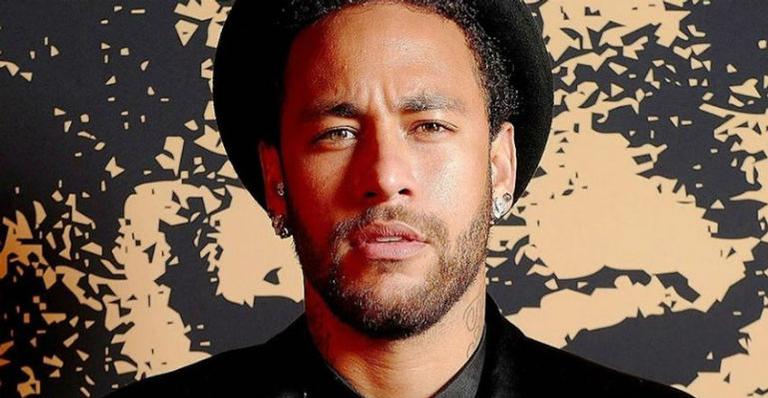Neymar Jr. aparece com modelo espanhola e fãs apontam affair