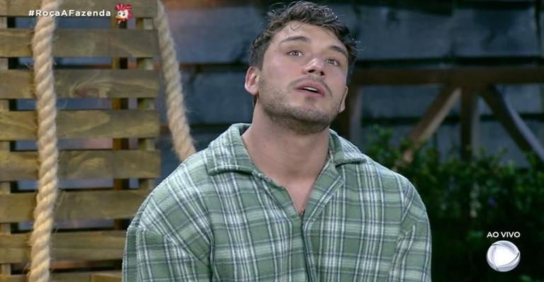 A Fazenda: Hari analisa atitudes de Lucas após cogitar ser colocada na roça ”Agora ele se vinga!”