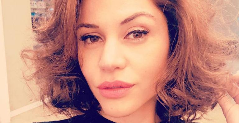 Ex-BBB Maria Melilo choca internautas ao posar completamente nua nas redes sociais