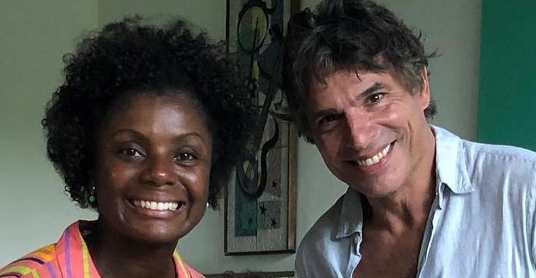 Adriana Alves parabeniza o maridão, o chef Olivier Anquier, com foto rara ao lado da filha e encanta