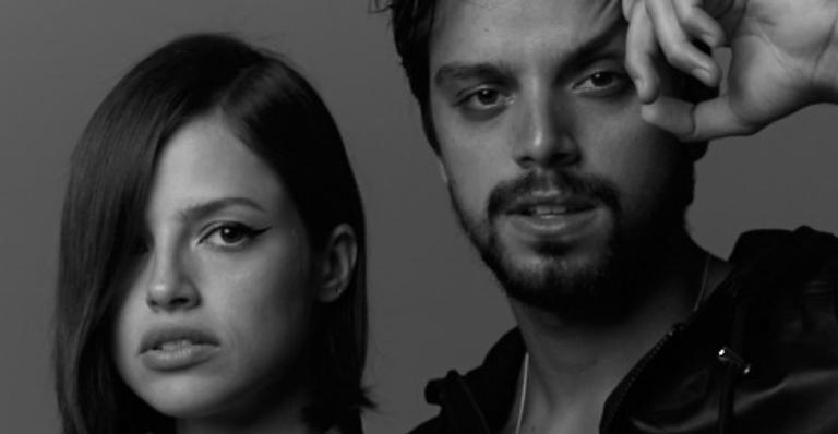Agatha Moreira ostenta decote profundo em ensaio picante com Rodrigo Simas