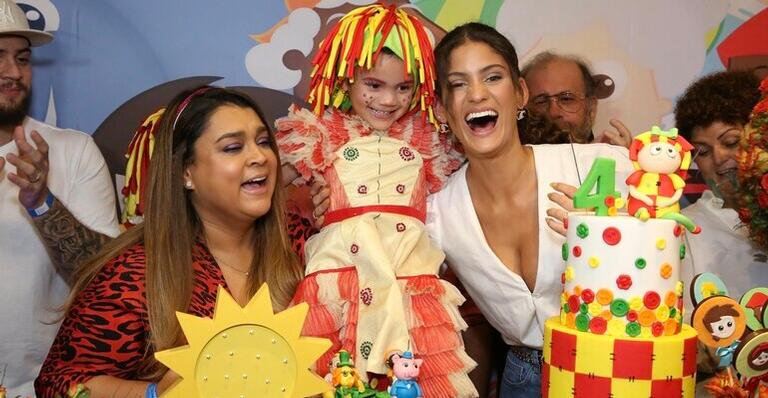 Neta de Preta Gil comemora 4 anos com festão temático do ‘Sítio do Picapau Amarelo’