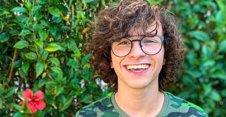 Ator de Malhação estreia em longa metragem e dirige produção teatral aos 18 anos de idade