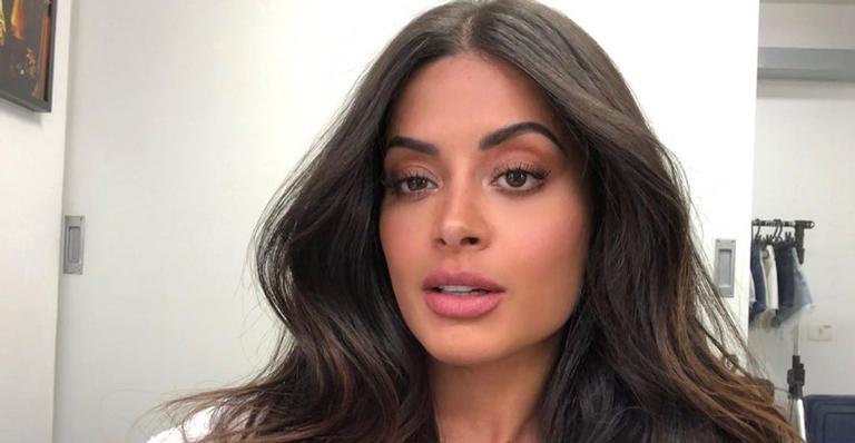 Aline Riscado arrasa ao compartilhar clique com maquiagem artística: ”Deusa”