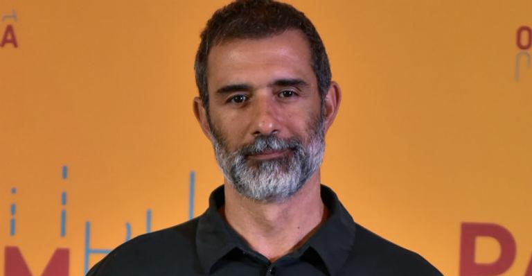 Marcos Pasquim publica clique raro ao lado da namorada e encanta web