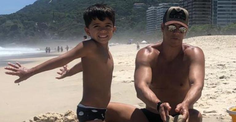 Filho de Márcio Garcia emociona a web ao refletir sobre a função do coração: ”Não vai ter amor”