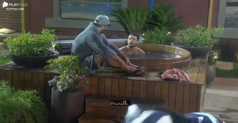 A Fazenda: Público especula manipulação no reality show após saída Lucas para atendimento médico