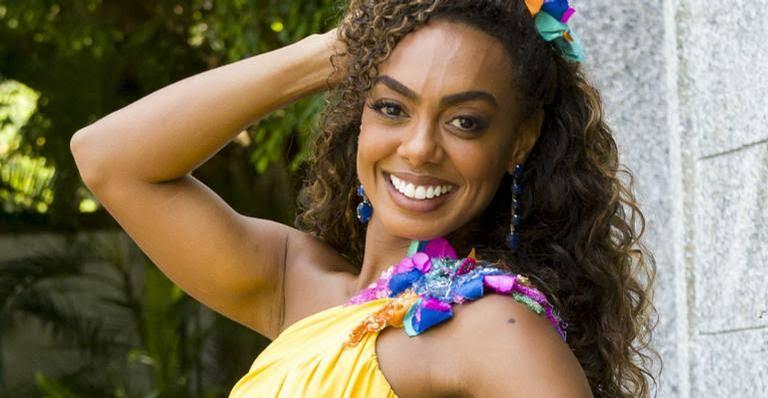 Dandara Mariana revela que já foi perseguida por ser uma mulher negra