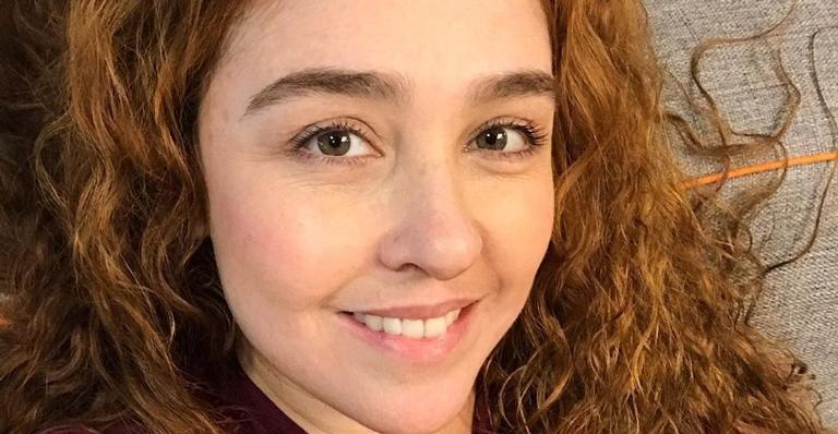 Debora Lamm se declara para a amada ao celebrar dez anos de união: ”De mãos dadas nessa vida”