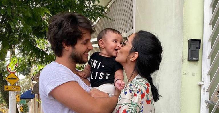 Filho de Jade Seba e Bruno Guedes completa seis meses e ganha festinha temática dos dálmatas