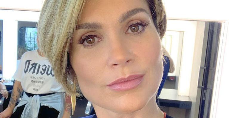 Flavia Alessandra exibe barriga trincada ao compartilhar vídeo dançando sucesso de IZA