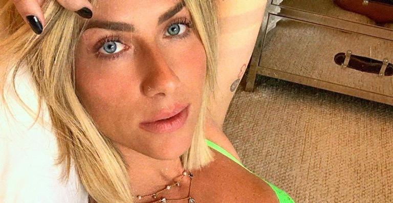 Giovanna Ewbank mostra cachorrinha que adotou e encanta