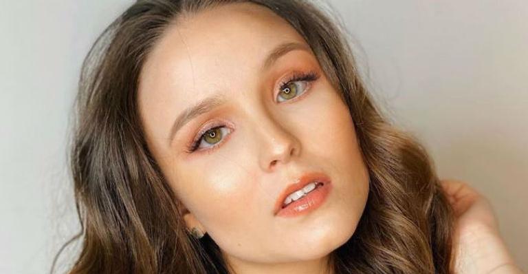 Prestes a deixar o SBT, Larissa Manoela enaltece novela da Globo