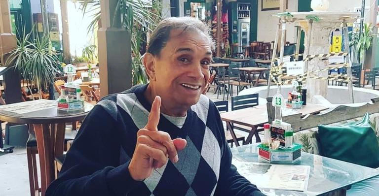 Em mensagem carinhosa, Dedé Santana emociona ao se despedir do amigo Rapadura