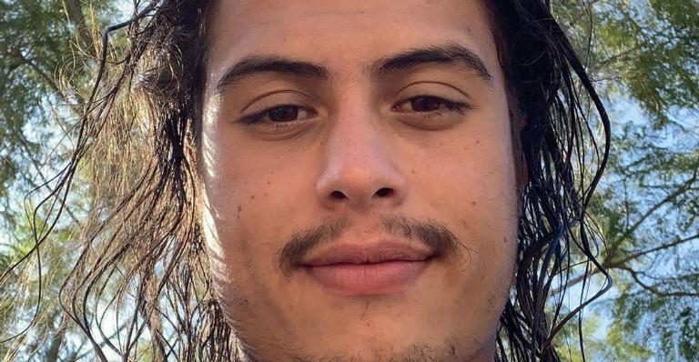 Francisco Vitti mostra cliques raros de sua adolescência e choca seguidores