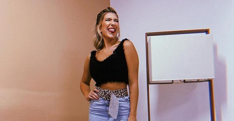 Lorena Improta volta ao Carnaval como musa da Viradouro em 2020: ”É felicidade demais”