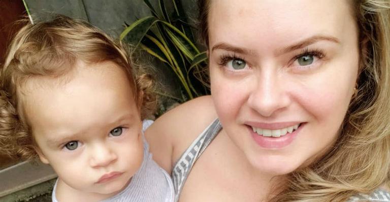 Mari Bridi faz brincadeira com foto do filho de um ano com os cabelos bagunçados: ”Crazy hair”