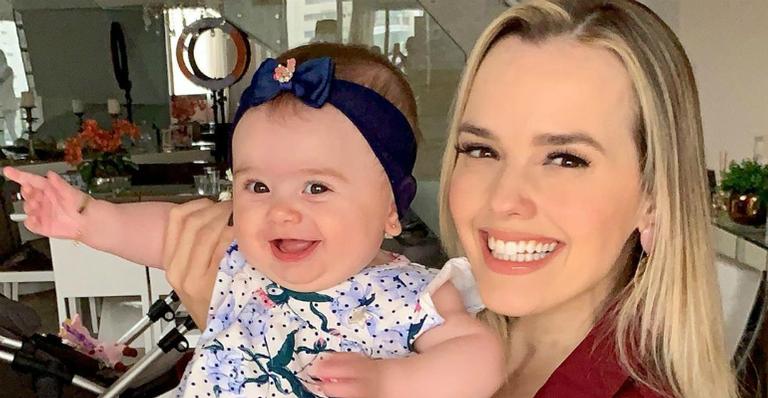Thaeme Mariôto compartilha registro da filha e explode fofurômetro: ”Amor de nossas vidas”