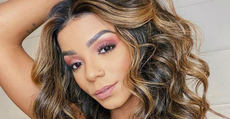 Radicalizou! Brunna Gonçalves aparece com cabelo diferente em novo clipe da namorada Ludmilla