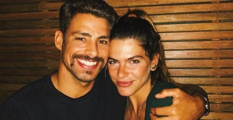 Em família, Cauã Reymond curte passeio com Mariana Goldfarb e a filha, Sofia