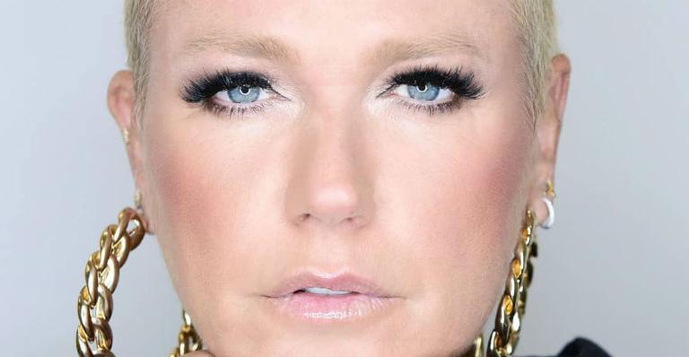 Xuxa Meneghel se emociona com Sasha em missão humanitária na África: ”Te amo tanto”