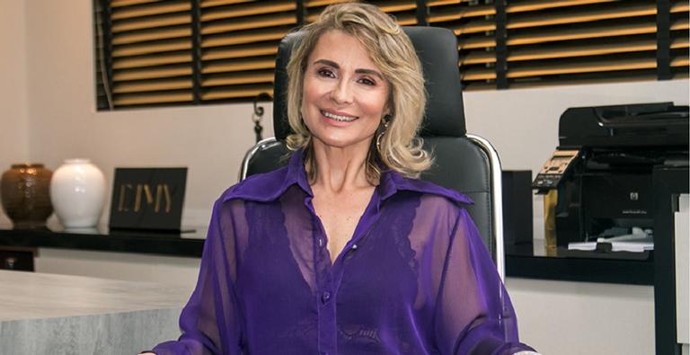 Conheça a história da dona de uma das marcas de roupas mais desejadas do Brasil.