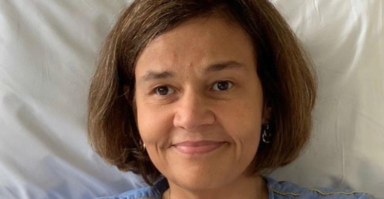 Claudia Rodrigues recebe alta do hospital após tomar medicamento vindo dos Estados Unidos