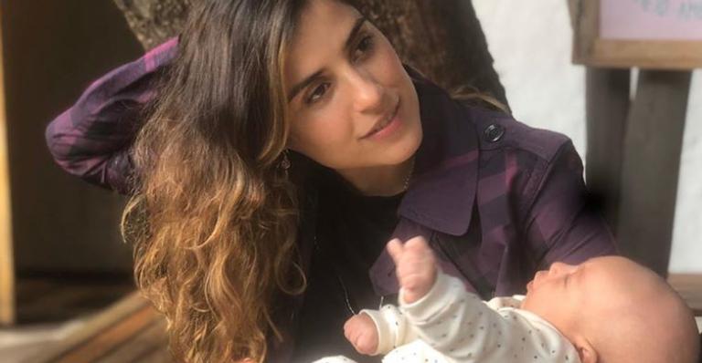 Camilla Camargo surge ao lado do marido e do filho e semelhança impressiona: ”Eles são iguais”