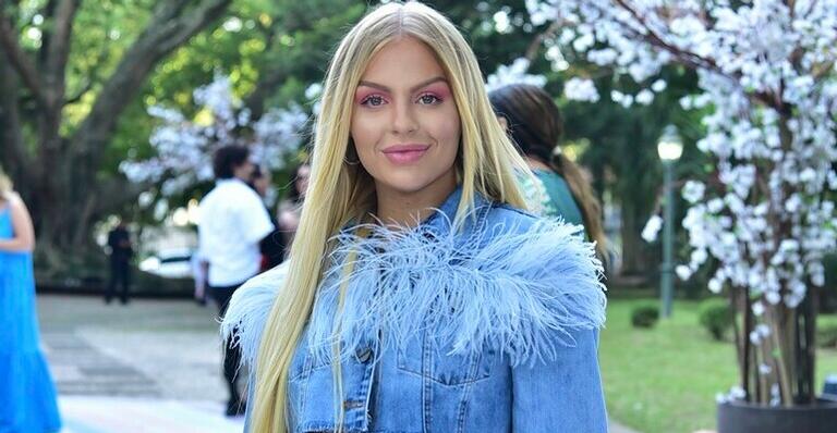 Luísa Sonza impressiona ao mostrar look usado no aniversário de Zoe, filha de Sabrina Sato