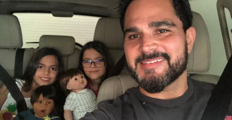 Luciano Camargo faz Piada na Web e Cid Moreira aconselha: ”Vamos rapaz não desanime não”