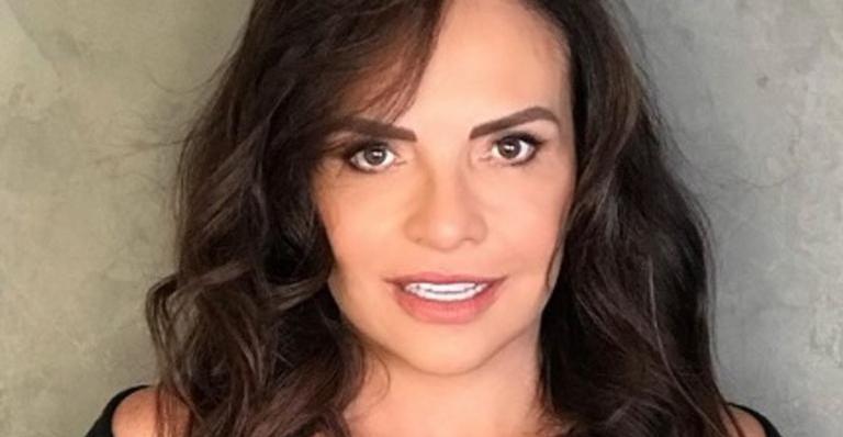 Aos 58 anos, Luiza Tomé deixa fãs surpresos ao mostrar corpão de biquíni