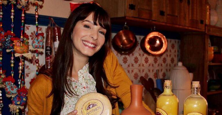 Record imita novela da Globo e cria ‘Vivi Guedes’ do interior comportada