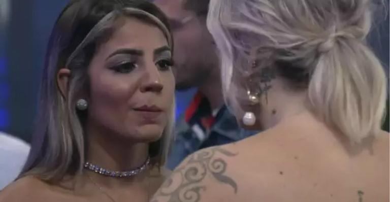 A Fazenda: Hariany fala sobre carros de som no reality e diz que Tati pagou um para Guilherme