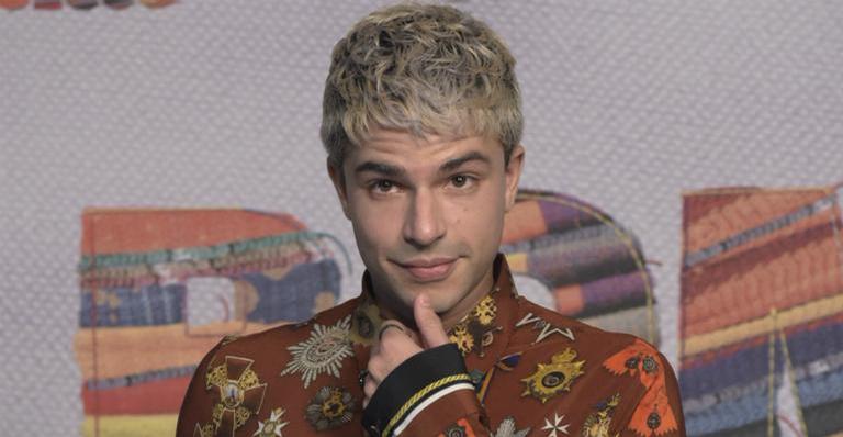 Diego Montez diz que teve medo de sofrer com homofobia por viver personagem gay em ‘Bom Sucesso’