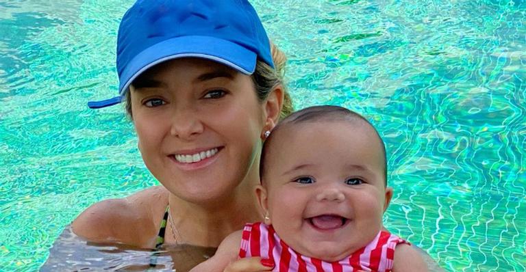 Filha caçula de Ticiane Pinheiro completa cinco meses e apresentadora celebra: ”Muito amor”