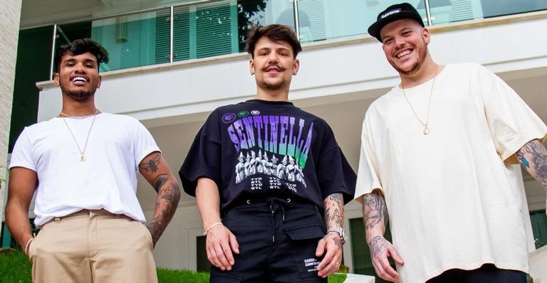 UM44K fala sobre parceria com Ferrugem e comemora sucesso de ‘Falso Amor’: ”Estão amando!”