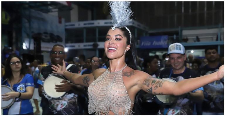 Com look nude, Aline Riscado exibe o corpão em mais um ensaio na quadra da Vila Isabel
